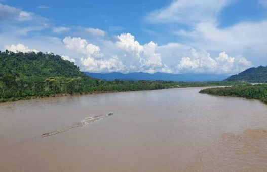 Ministro anuncia complejo industrial minero en el río Madre de Dios en plena Amazonía